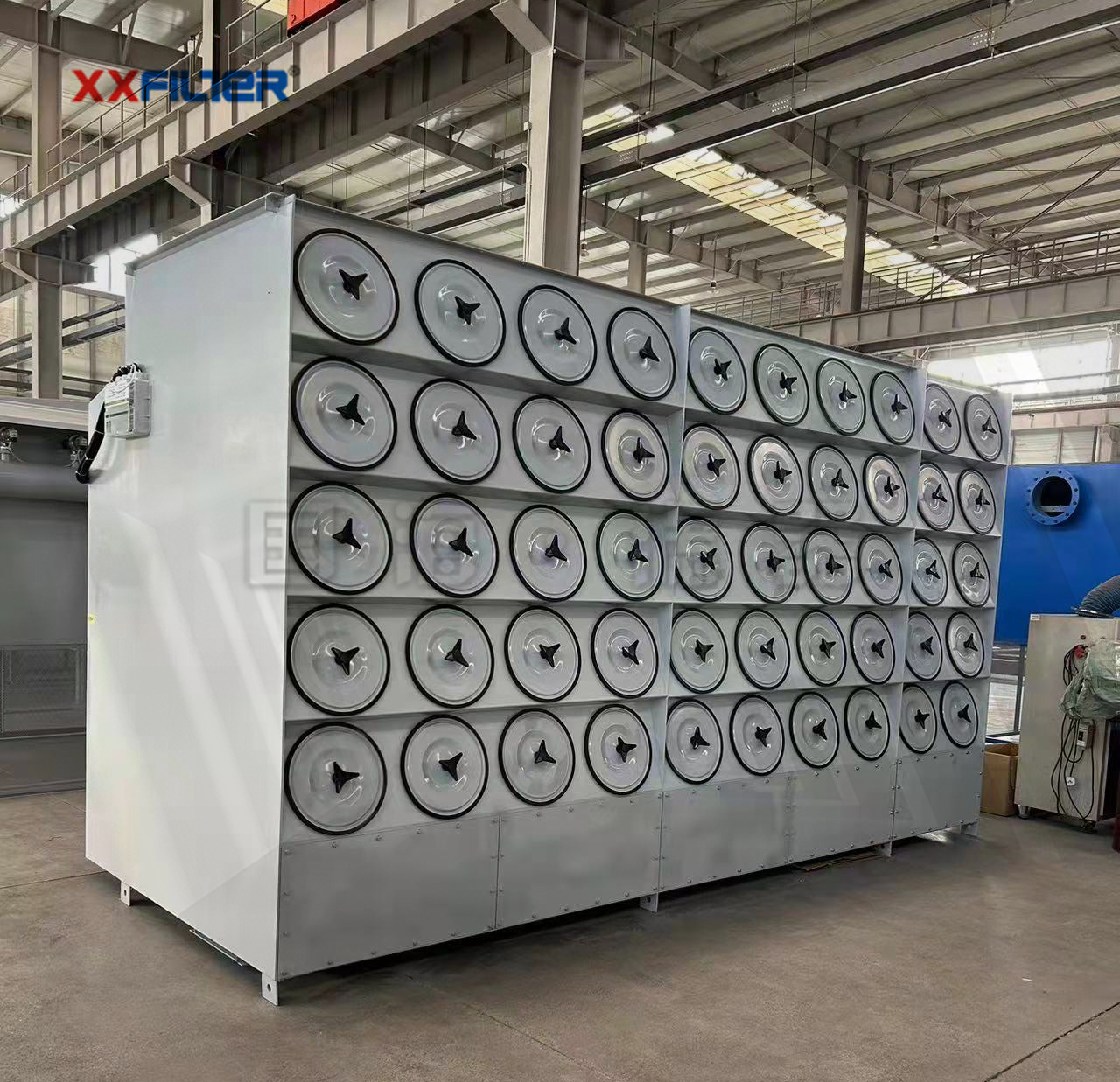 45000m3/h風量斜插式濾筒除塵器